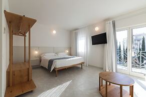 Alaxia Exclusive Apartments