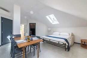 Alaxia Exclusive Apartments