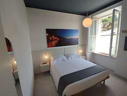 Alaxia Exclusive Apartments