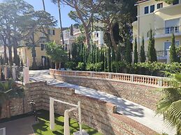 Alaxia Exclusive Apartments
