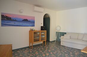 Alaxia Exclusive Apartments