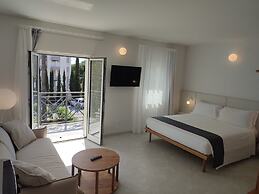 Alaxia Exclusive Apartments