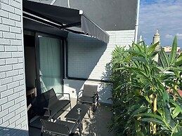 Smart and Simple Hotel Karakoy