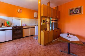 Apartments Ana