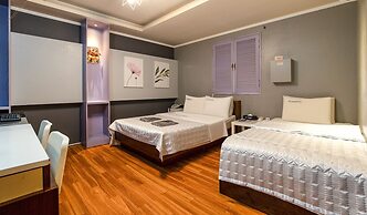 CLIO MOTEL