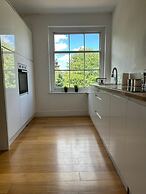 NEW 2 Bedroom Spacious Flat