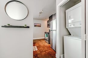 Luxury Condo Steps From Stampede Park
