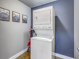 Incredible Views From This Downtown Condo