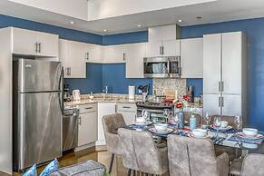 Incredible Views From This Downtown Condo