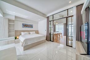 Royal Arkadia Villa