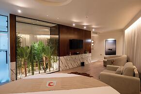 The Collector hotel boutique