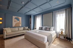 The Collector hotel boutique
