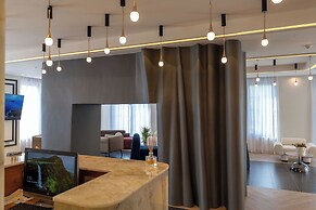 The Collector hotel boutique