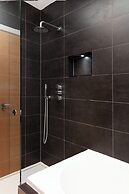 Fabulous Central Windsor Town House