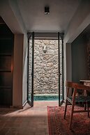 Casa Nueve
