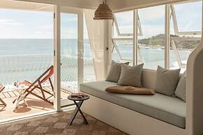 Il Delfino Seaside Inn