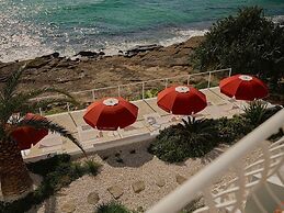 Il Delfino Seaside Inn