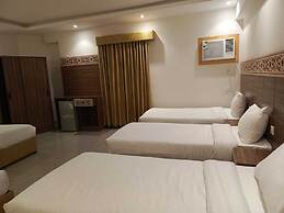 Qiswah star  hotel