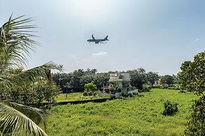 ESAA Airport Hotel