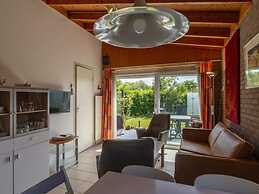 Modern Bungalow Close to the Beach
