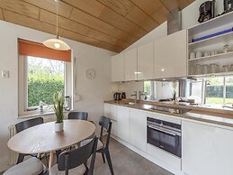 Modern Bungalow Close to the Beach