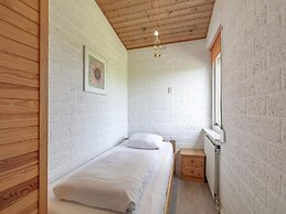 Modern Bungalow Close to the Beach