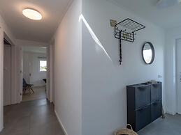 Modern Bungalow Close to the Beach
