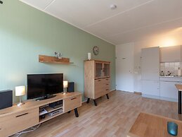 Spacious Holiday Apartment for 4 People
