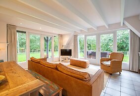 Luxurious & Stylishly Holiday Home