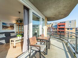 Holiday Apartment Opposite the Beach