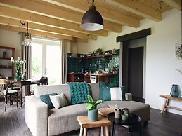 Tent Lodge With Comfort