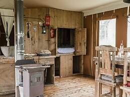 Tent Lodge With Comfort