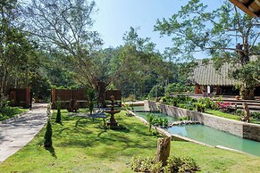 iRETREAT Jungle Bliss Pa Pae