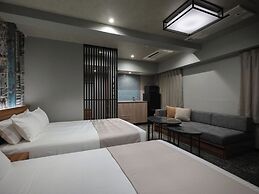 MONday Apart Premium Osaka Namba WEST