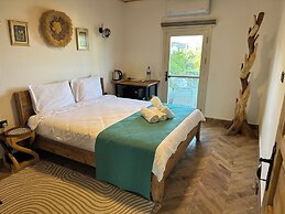 The Old Mill Hotel Lapta