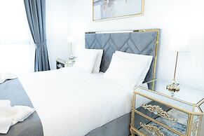 HAPPY SEASON | JBR Apartments