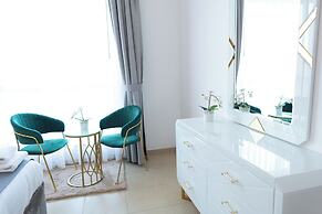 HAPPY SEASON | JBR Apartments