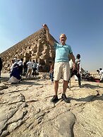 Jana pyramids view inn