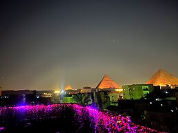 Jana pyramids view inn