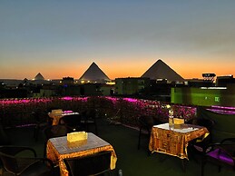 Jana pyramids view inn