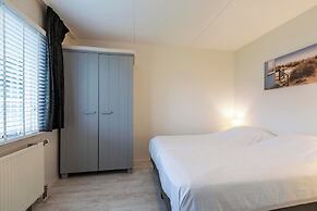 Beach Apartment 7 for 4 Guests in Callanstoog