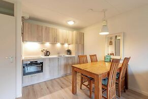 Beach Apartment 7 for 4 Guests in Callanstoog