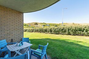 Beach Apartment 7 for 4 Guests in Callanstoog