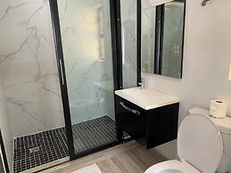 Mongi Guest House