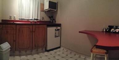 Aquarious motor inn