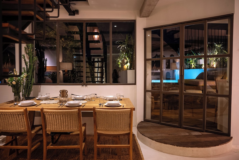 Maison Matahari