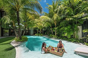 Coco Bay