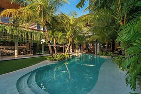 Coco Bay