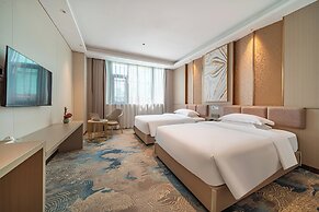 ELONG DELUXE International Hotel