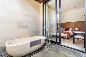 Happiness Villa 7 – Luxe Living Amid Rice Fields & Tranquility